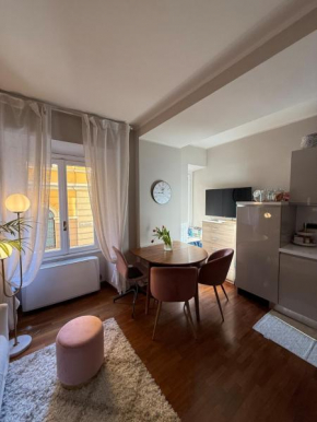 Chic Apartment in Duomo